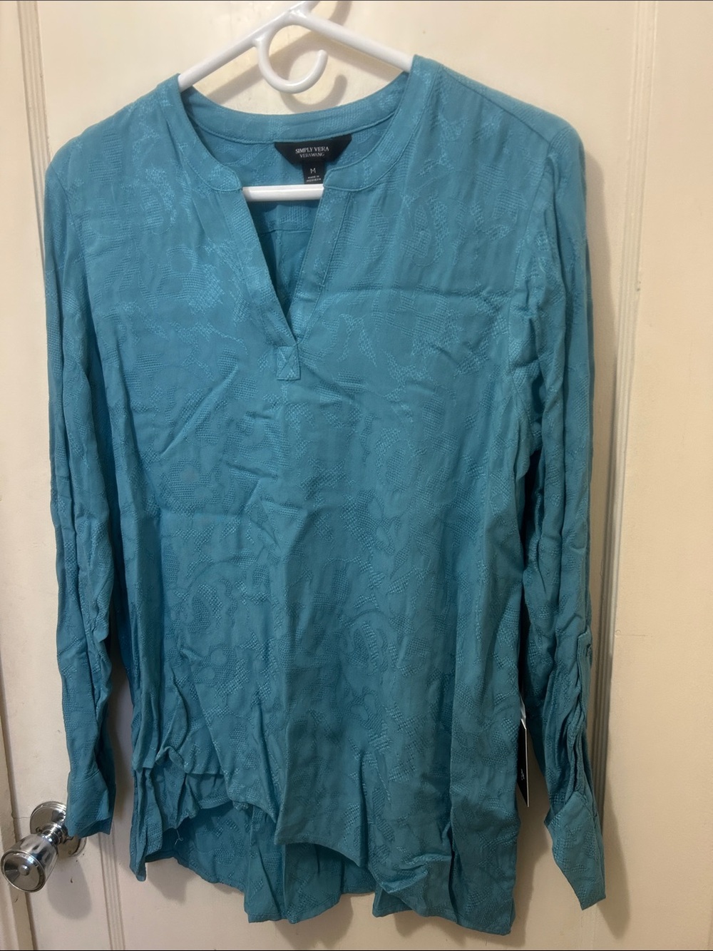 Vera wang textured roll tab blouse